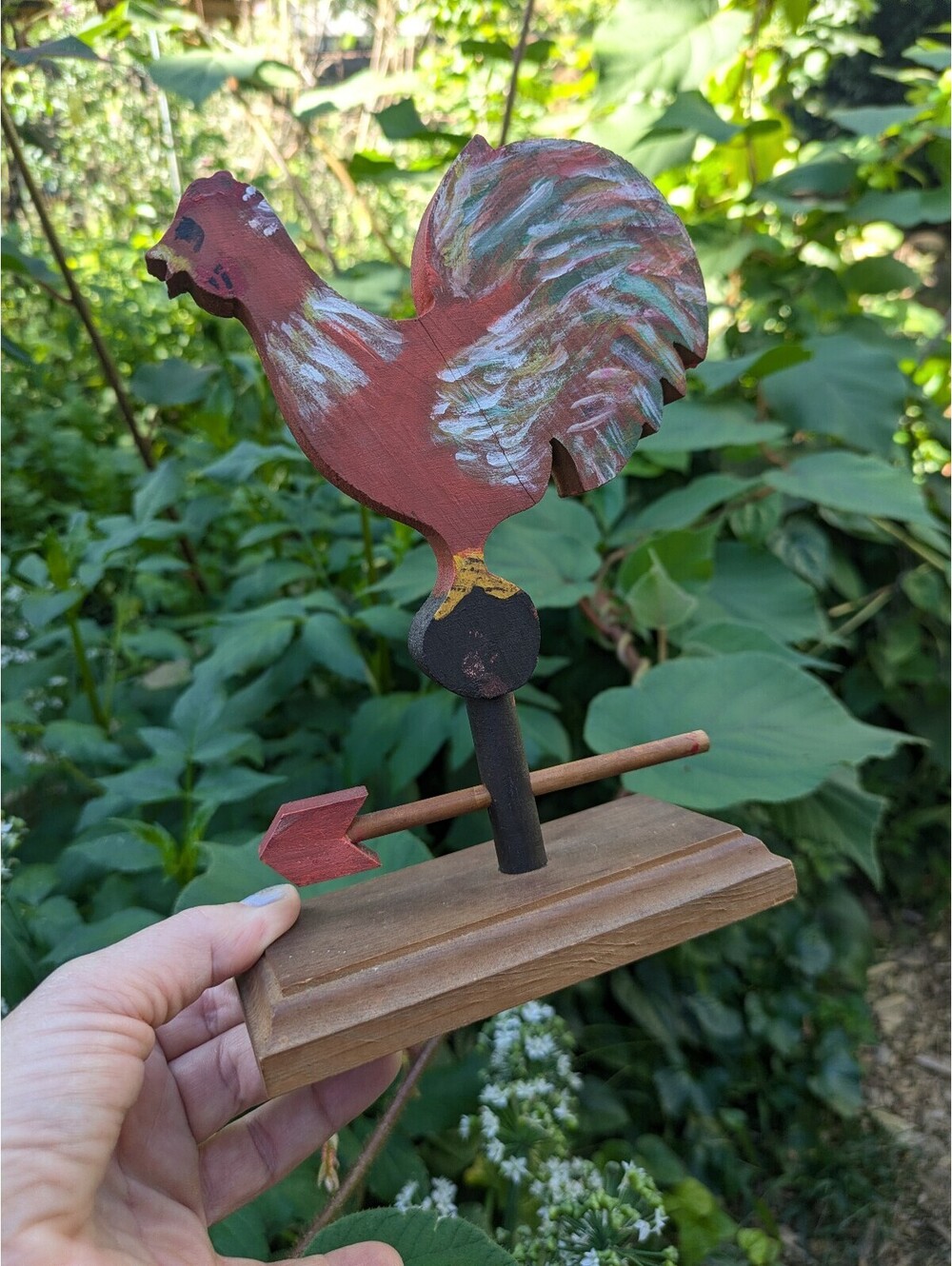 Farmhouse Vintage Handmade Rooster Figure with Arrow